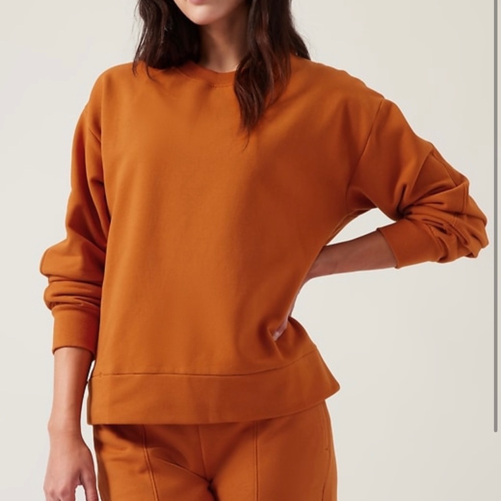 BRAND NEW WITH TAGS-Athleta Retroplush sweatshirt-orange foliage-size medium